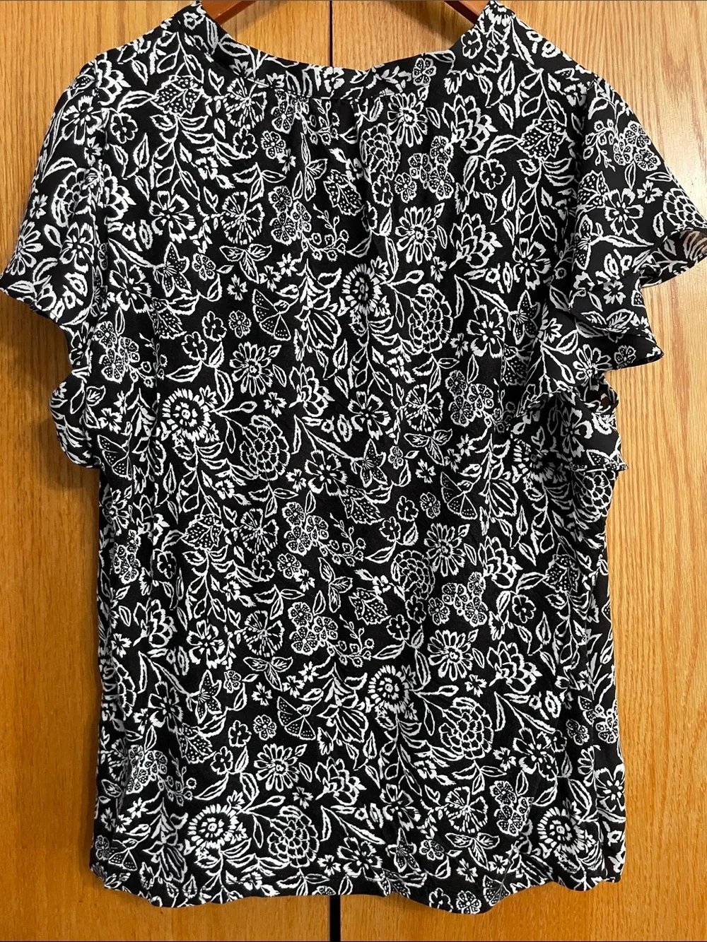 LOFT blouse allover